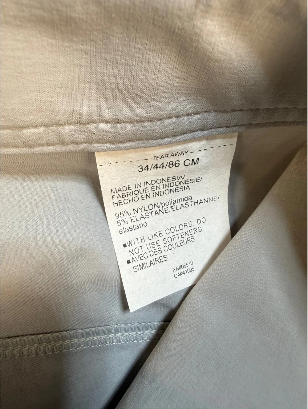 Under Armour Fish Hunter 2.0 Men’s 34 Cargo Shorts Gray UPF 50 New